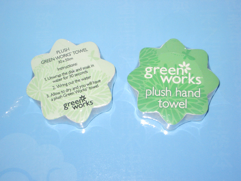 You Preferred Flower Shape Compressed Towel (YT-647)