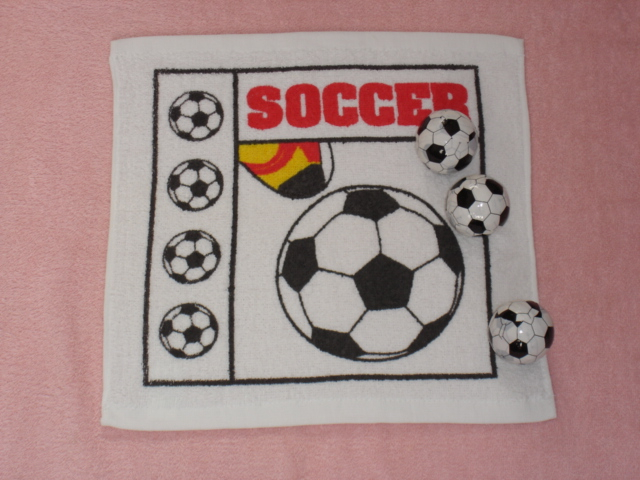 Soccerball Design Compressed Towel as Yt-615